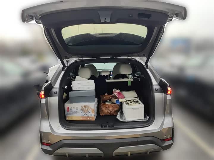 Фото 6 - Geely Galaxy L7