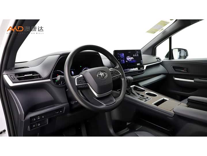 Фото 6 - Toyota Granvia