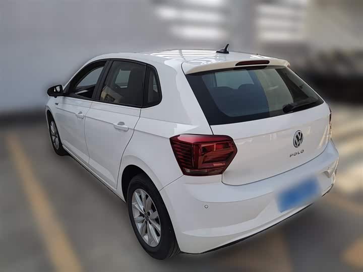 Фото 9 - Volkswagen Polo