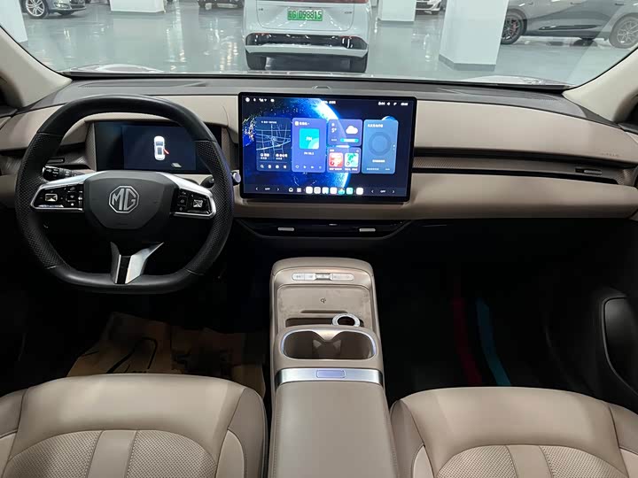 Фото 7 - MG Motor ES5