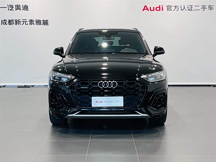 Фото 2 - Audi Q5L