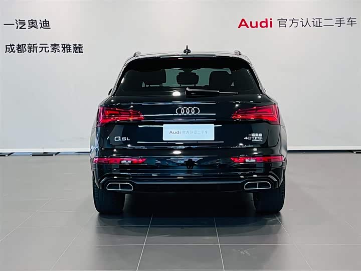 Фото 5 - Audi Q5L