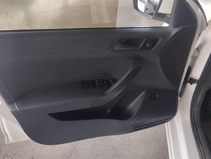 Фото 5 - Volkswagen Santana