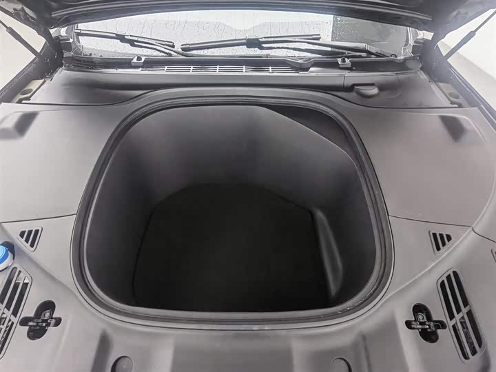 Фото 6 - XPeng P7