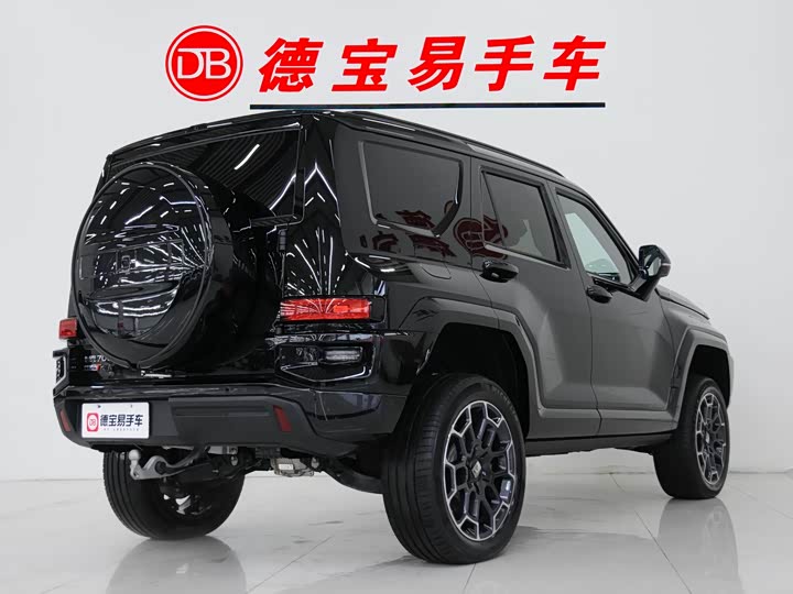 Фото 3 - Tank 700 Hybrid