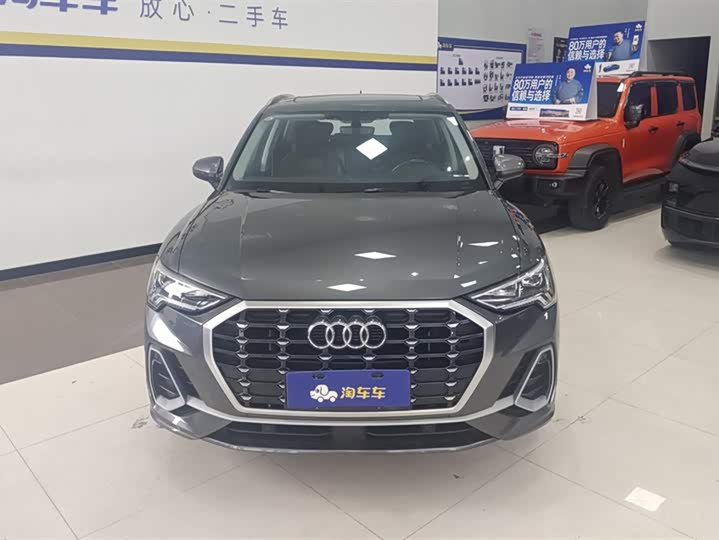 Фото 2 - Audi Q3