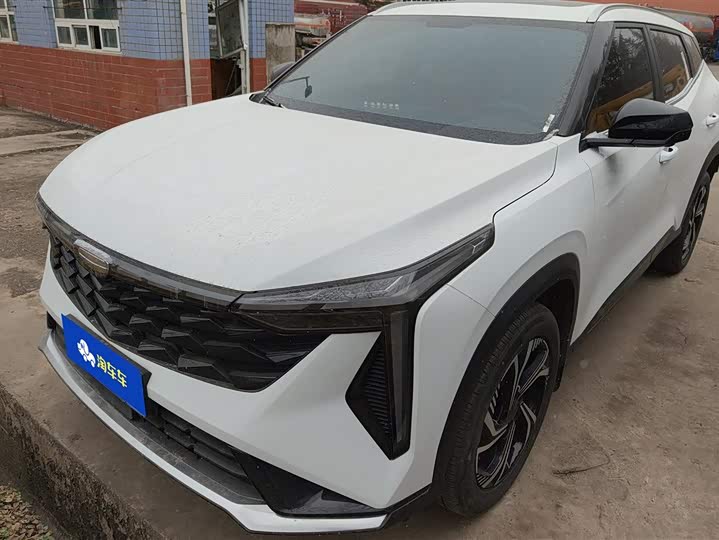 Фото 1 - Geely Atlas