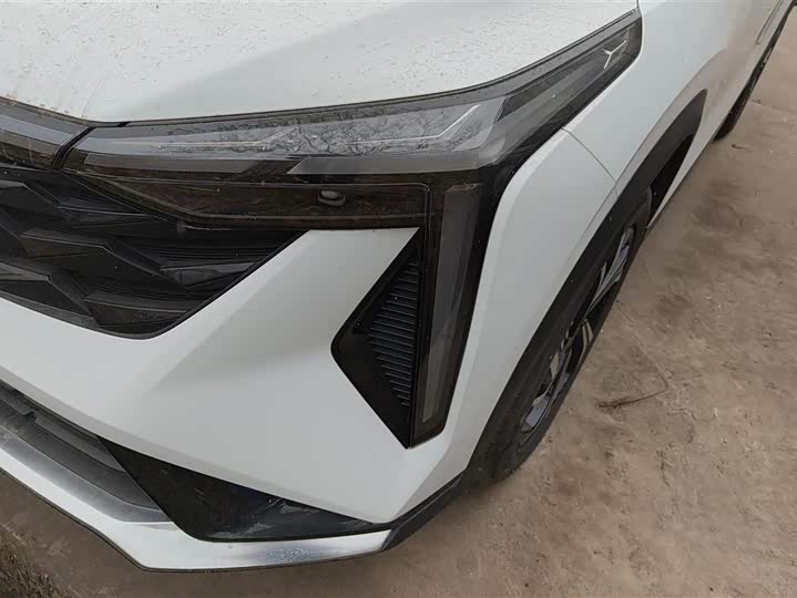 Фото 5 - Geely Atlas