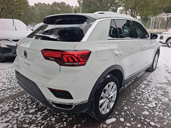 Фото 7 - Volkswagen T-Roc