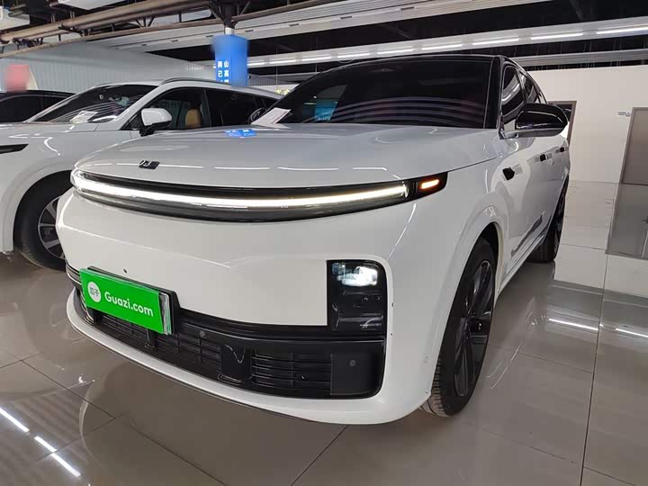 Фото 1 - LiXiang L7