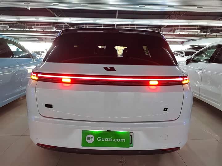 Фото 6 - LiXiang L7