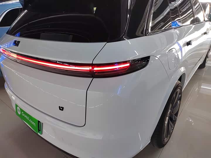 Фото 8 - LiXiang L7