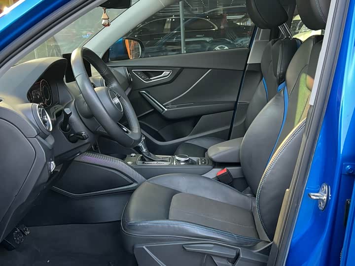 Фото 7 - Audi Q2L e-tron