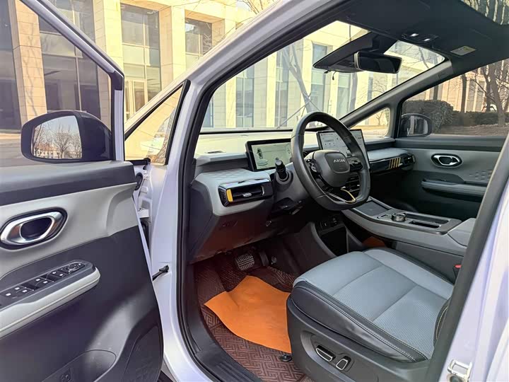 Фото 4 - GAC Aion Y