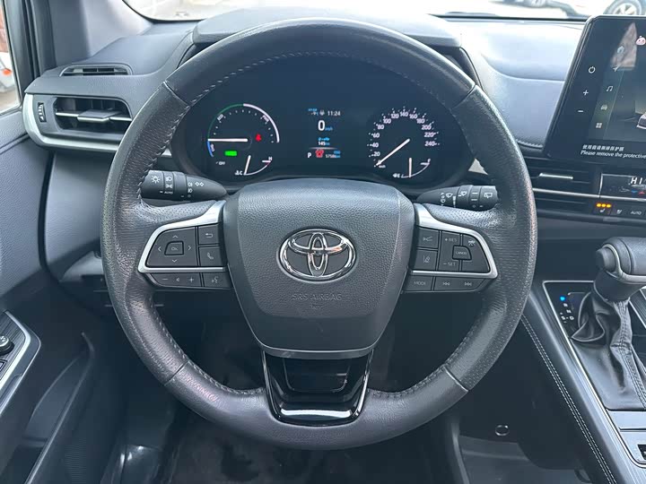 Фото 8 - Toyota Sienna