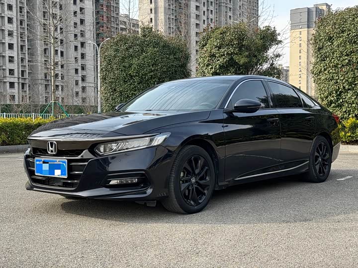 Фото 1 - Honda Accord