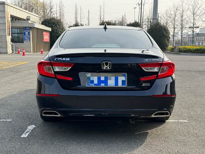 Фото 5 - Honda Accord
