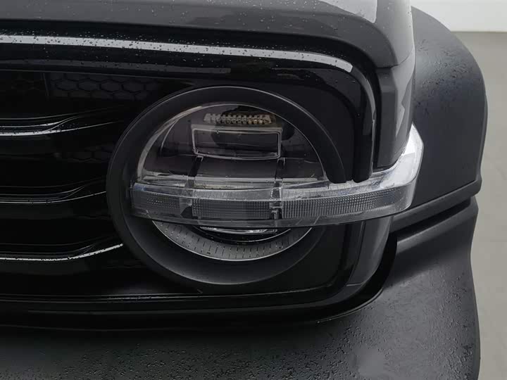 Фото 7 - Tank 300