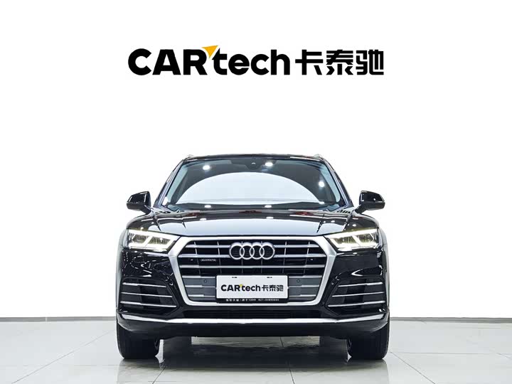 Фото 2 - Audi Q5L