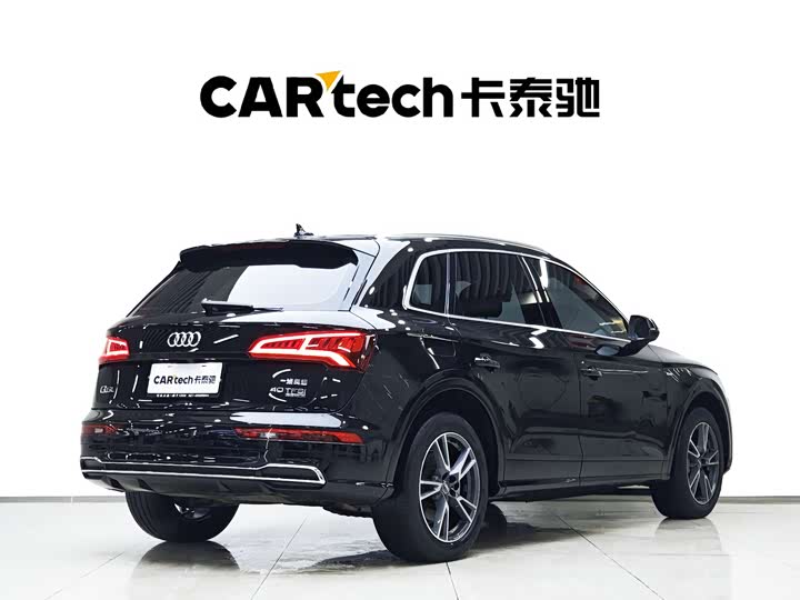 Фото 4 - Audi Q5L