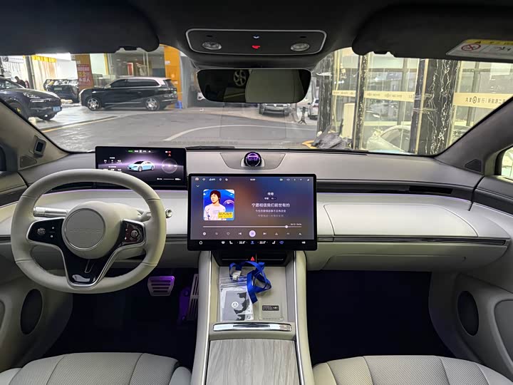 Фото 8 - Luxeed S7