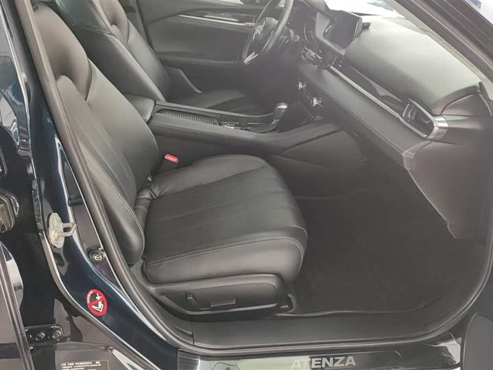 Фото 8 - Mazda Atenza