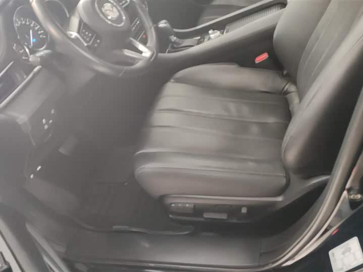 Фото 9 - Mazda Atenza