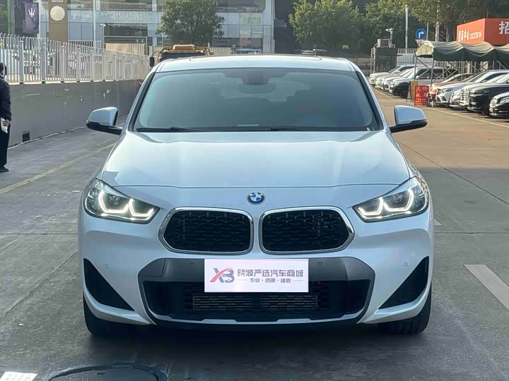 Фото 2 - BMW X2