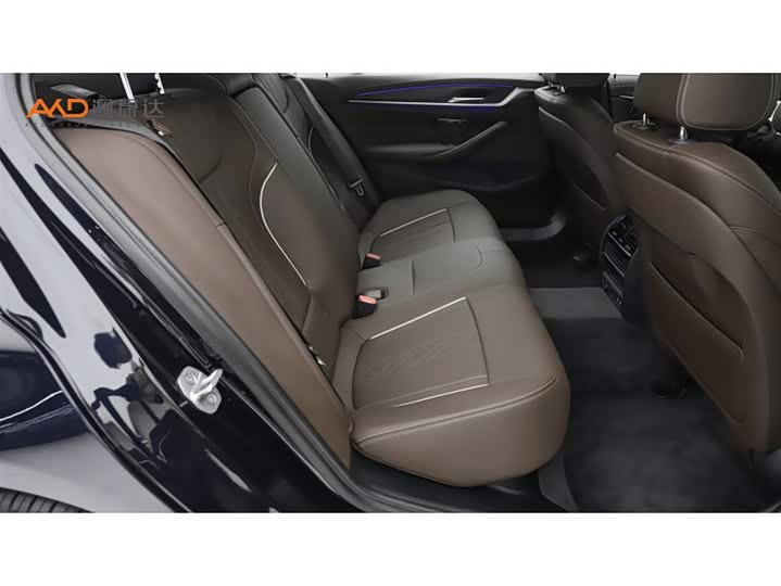 Фото 8 - BMW 5 Series