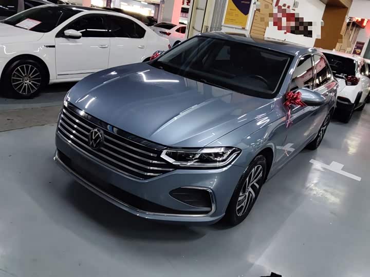 Фото 2 - Volkswagen Lavida