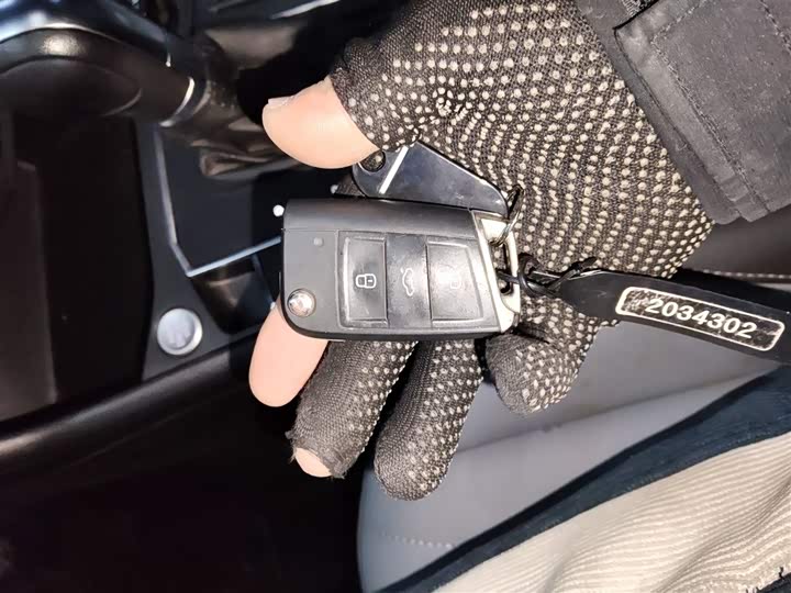 Фото 9 - Volkswagen Lavida