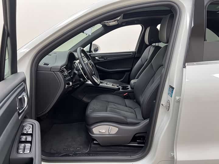 Фото 9 - Porsche Macan