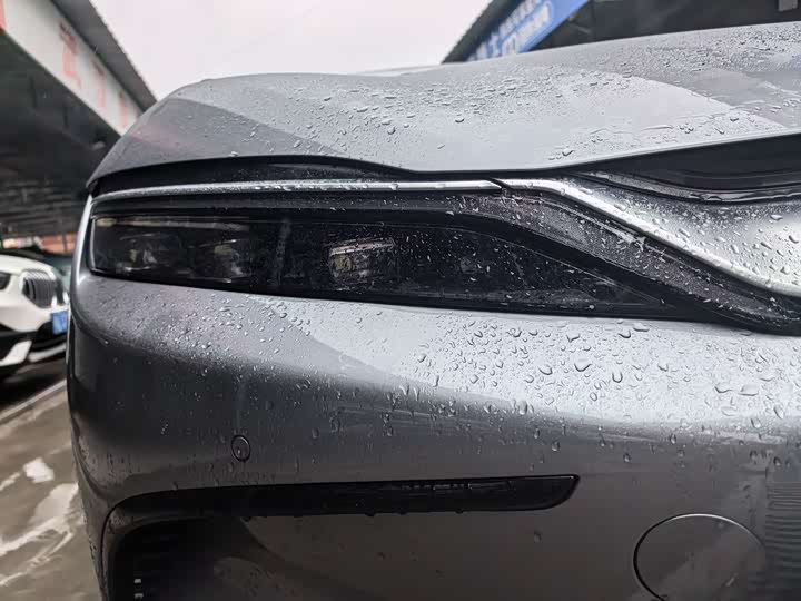 Фото 4 - BYD Han