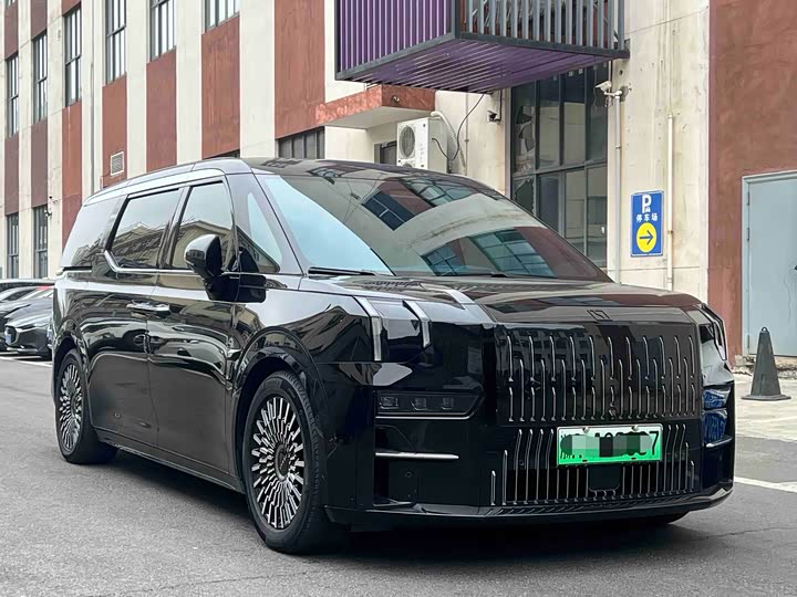 Фото 3 - Zeekr 009