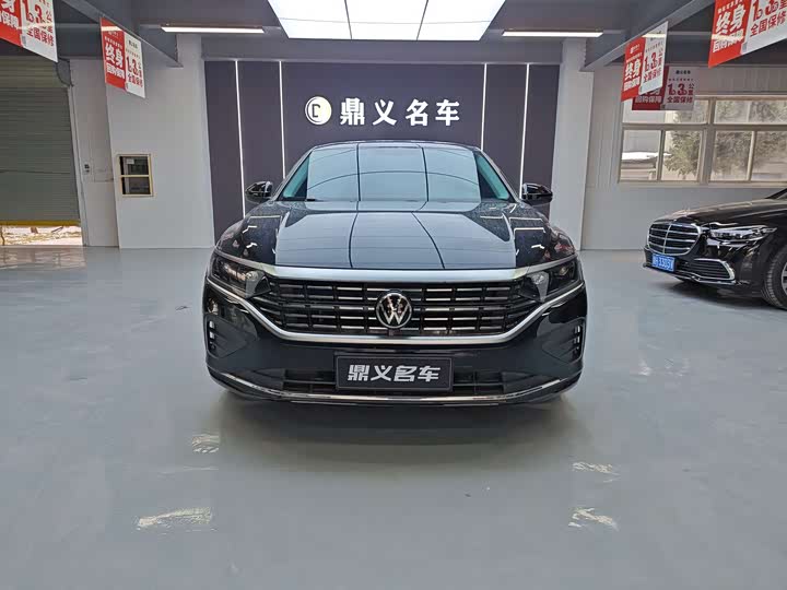 Фото 2 - Volkswagen Passat