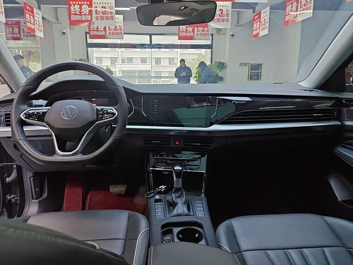 Фото 4 - Volkswagen Passat