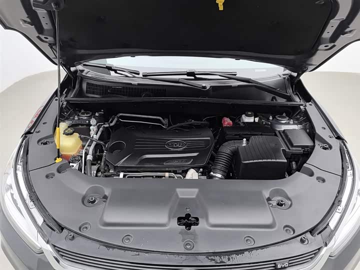 Фото 6 - BYD Song