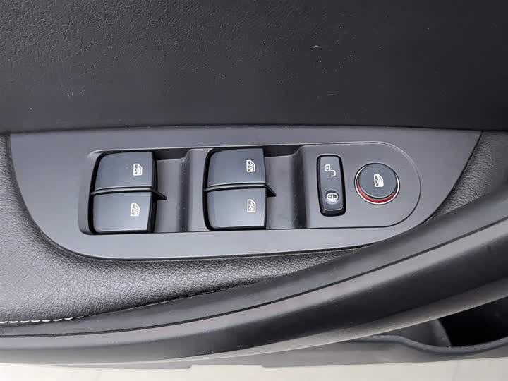 Фото 9 - BYD Song