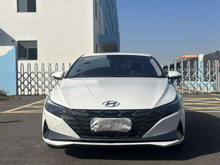Фото 2 - Hyundai Elantra N line