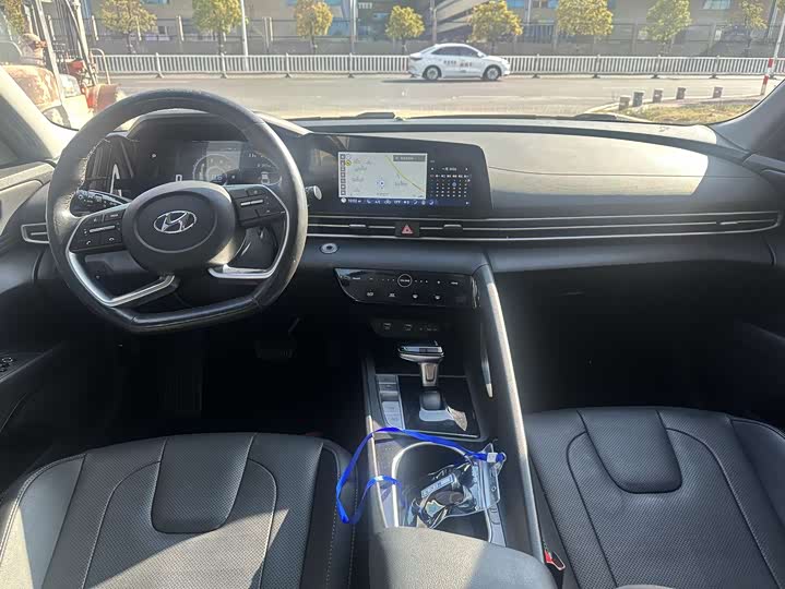 Фото 5 - Hyundai Elantra N line