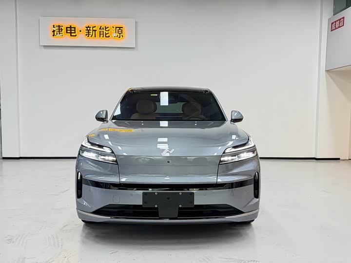 Фото 2 - Nio Onvo L90