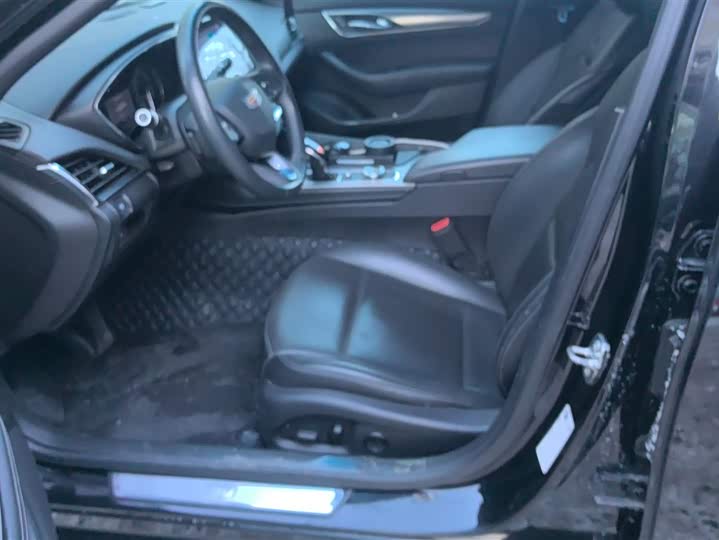 Фото 9 - Cadillac CT5