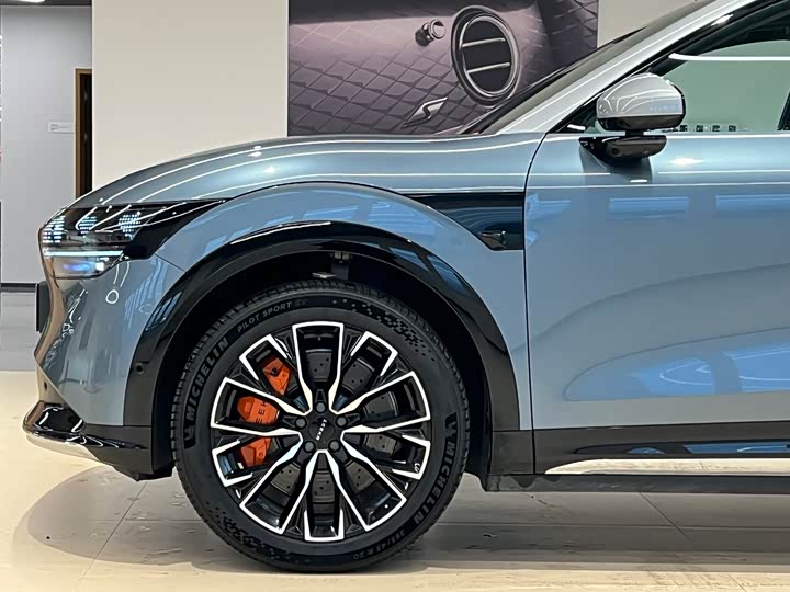 Фото 3 - Zeekr 7X