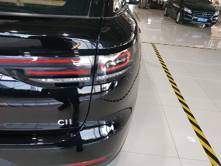 Фото 8 - Leapmotor C11