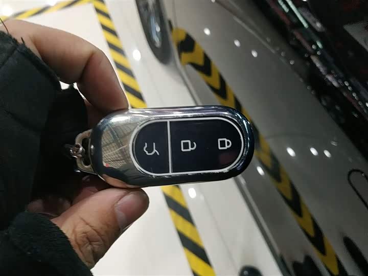 Фото 9 - Leapmotor C11