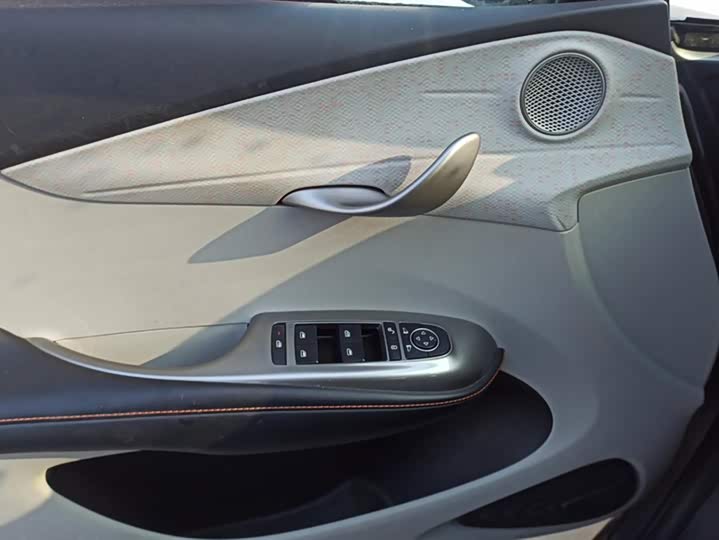 Фото 7 - BYD Dolphin