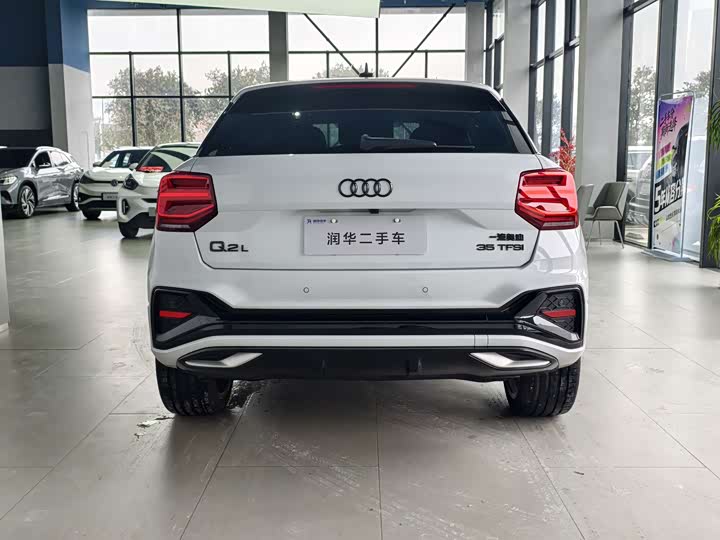 Фото 4 - Audi Q2L