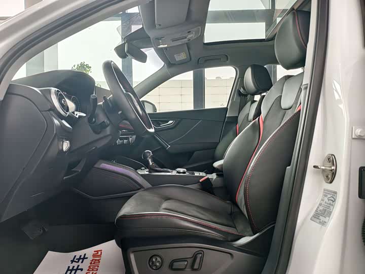 Фото 6 - Audi Q2L