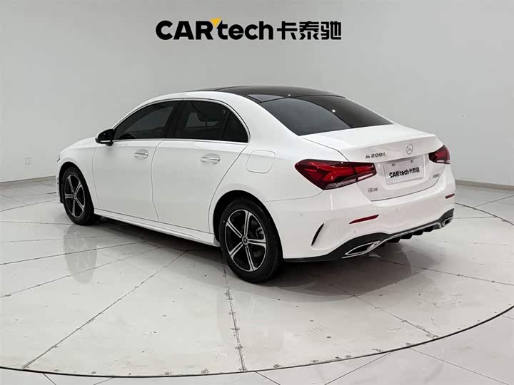 Фото 7 - Mercedes-Benz A-Class