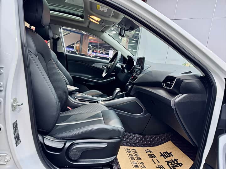 Фото 3 - Hyundai Lafesta